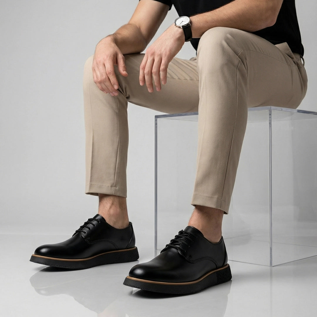 Acabamento feito à mão do sapato derby Monaco