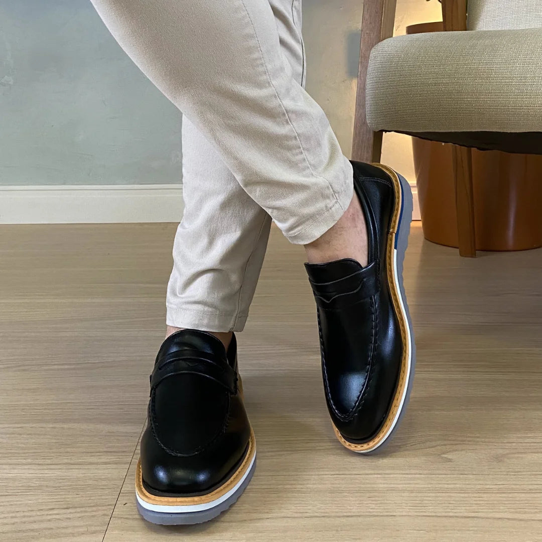 Sapato Loafer Masculino Tratorado Harold Preto