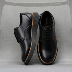 Sapato derby masculino preto leve e confortável para uso diário
