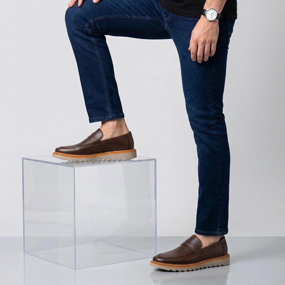 Sapato Loafer Masculino Tratorado Louis Café