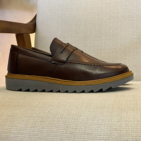 Sapato Loafer Masculino Tratorado Louis Café