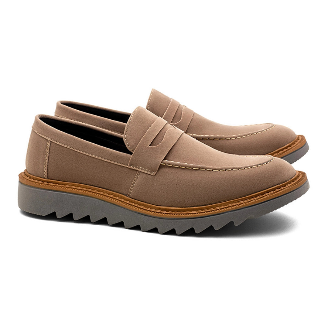 Sapato Loafer Masculino Tratorado Louis Camurça Ginger
