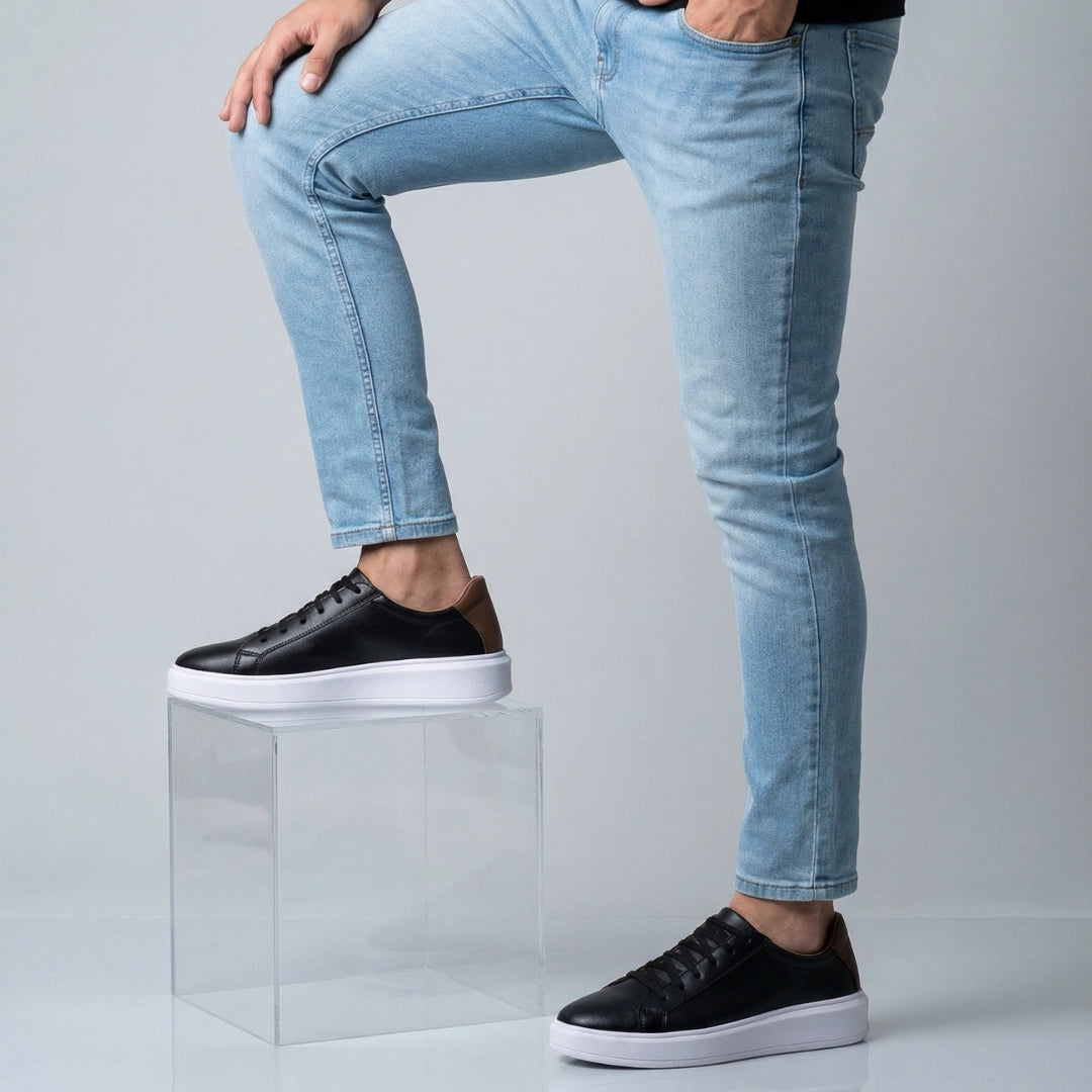 tênis Vox preto com design minimalista